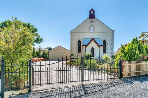 \'THE CHURCH\' Guest Home, Gawler Barossa Region - Accommodation Whitsundays 0