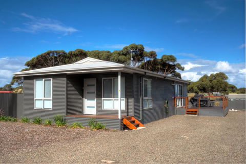 Home On Torrens - Accommodation Whitsundays 22