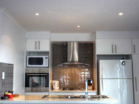 Home On Torrens - Accommodation Whitsundays 27