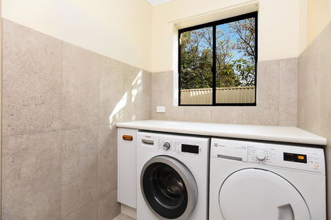 Port Of Call - Port Willunga - C21 SouthCoast Holidays - Accommodation Whitsundays 19