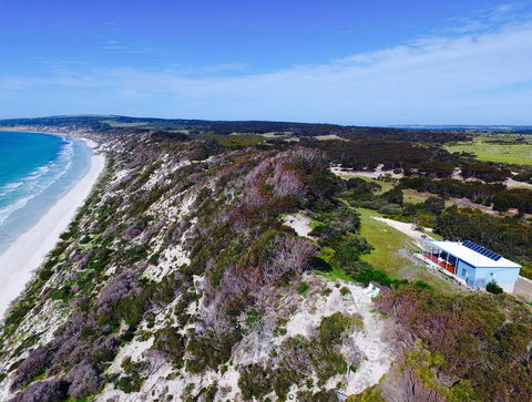 A Dune Escape - Accommodation Whitsundays 0