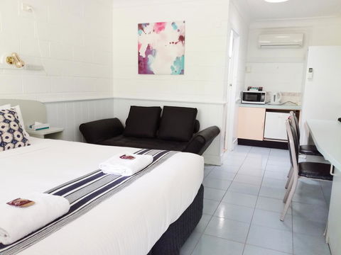 Arcadia Motel - Accommodation Whitsundays 30