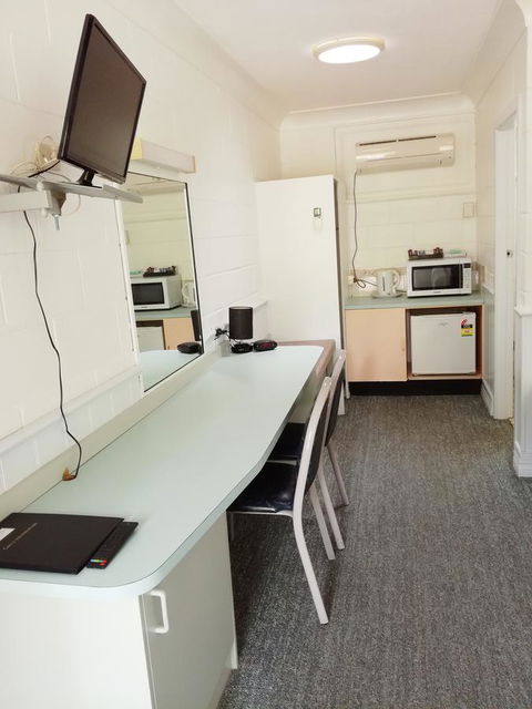 Arcadia Motel - Accommodation Whitsundays 26