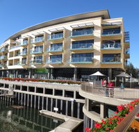 Lights Landing Apartments - Accommodation Whitsundays