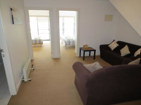 Lights Landing Apartments - Accommodation Whitsundays 35