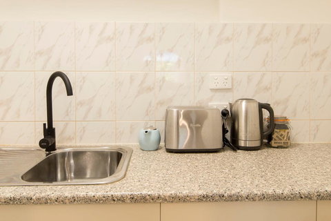 The Manor Basket Range - Accommodation Whitsundays 9