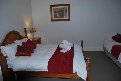 Jacaranda Cottage - Accommodation Whitsundays 10