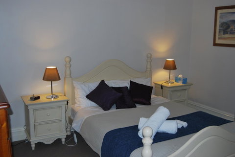 Jacaranda Cottage - Accommodation Whitsundays 4