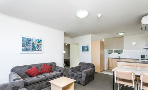 Glenelg Holiday Apartments - Corfu - Accommodation Whitsundays 3