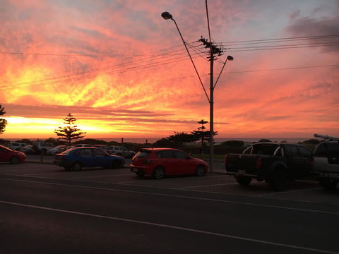 Adelaide - Semaphore Beach Front - Accommodation Whitsundays 5