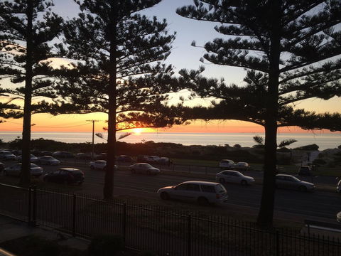 Adelaide - Semaphore Beach Front - Accommodation Whitsundays 7