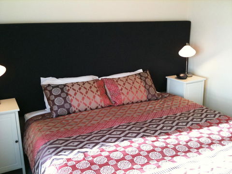 Adelaide - Semaphore Beach Front - Accommodation Whitsundays 12