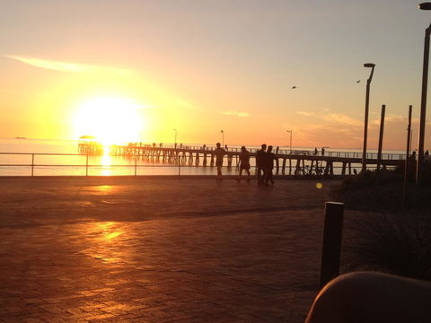 Adelaide - Semaphore Beach Front - Accommodation Whitsundays 6