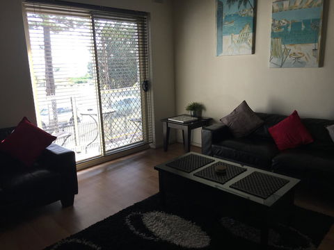 Adelaide - Semaphore Beach Front - Accommodation Whitsundays 1