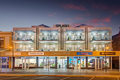 Semaphore Splash Apartments - Accommodation Whitsundays 0