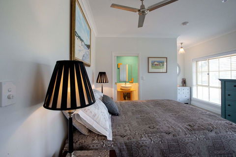 Angaston House - Accommodation Whitsundays 4