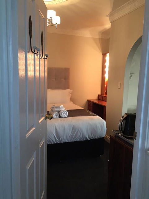 Angaston House - Accommodation Whitsundays 6