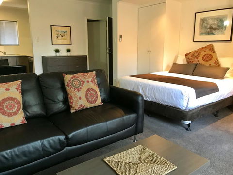 Adelaide DressCircle Apartments - Archer Street - Accommodation Whitsundays 6