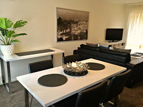 Adelaide DressCircle Apartments - Archer Street - Accommodation Whitsundays 26