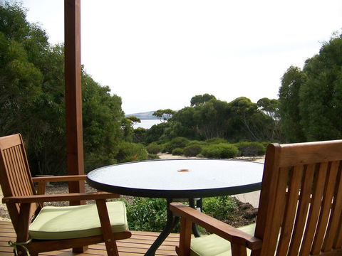 Mallee Bark Retreat - Accommodation Whitsundays 2