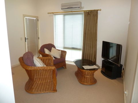 SeaShells Penneshaw - Accommodation Whitsundays 40