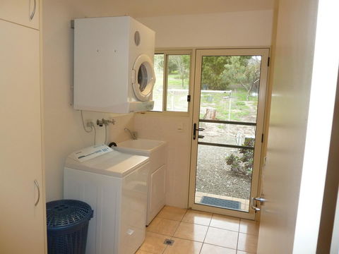 SeaShells Penneshaw - Accommodation Whitsundays 33
