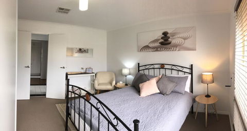 Windsor Gardens Home - Accommodation Whitsundays 0