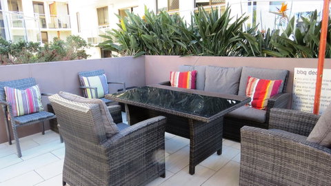 Bayview Beachfront Apartments, In Town Right On The Beach - Accommodation Whitsundays 24