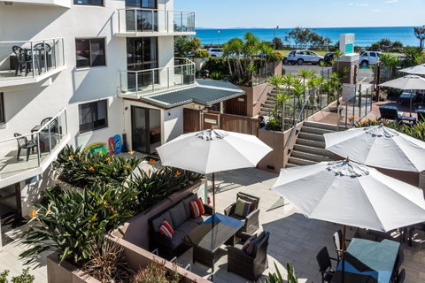 Bayview Beachfront Apartments, In Town Right On The Beach - Accommodation Whitsundays 22
