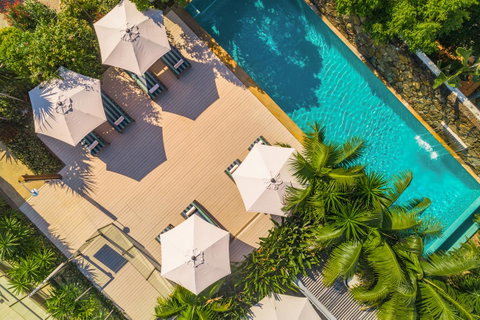 Bayview Beachfront Apartments, In Town Right On The Beach - Accommodation Whitsundays 8