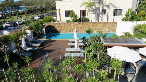 Bayview Beachfront Apartments, In Town Right On The Beach - Accommodation Whitsundays 20