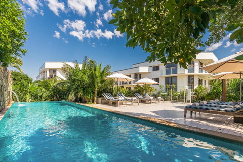 Bayview Beachfront Apartments, In Town Right On The Beach - Accommodation Whitsundays 6