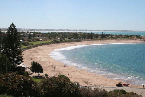 Trafalgar Premium Vintage Suites - Accommodation Whitsundays 4