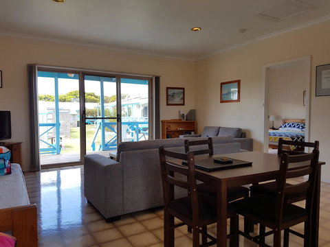Marion Bay Holiday Villas - Accommodation Whitsundays 15