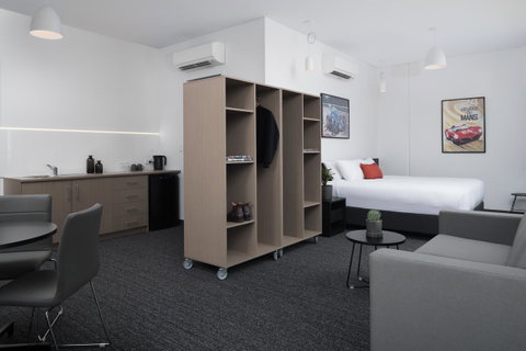 Rydges Pit Lane - Accommodation Whitsundays 26