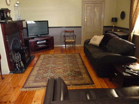 Country Bakehouse Accommodation - Accommodation Whitsundays 9