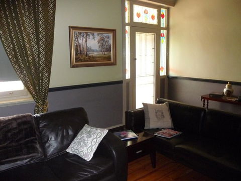 Country Bakehouse Accommodation - Accommodation Whitsundays 8
