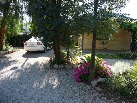 Country Bakehouse Accommodation - Accommodation Whitsundays 13