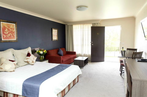 Bathurst Motor Inn - Accommodation Whitsundays 1