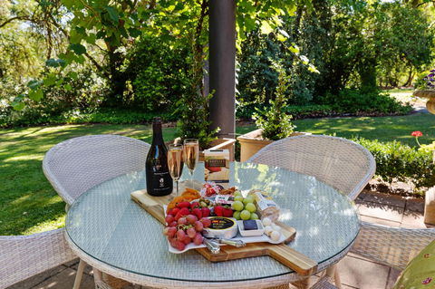 Adelaide Hills Retreats - Accommodation Whitsundays 14
