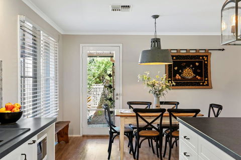 Adelaide Hills Retreats - Accommodation Whitsundays 8