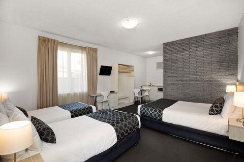 Adelaide Road Motor Lodge - Accommodation Whitsundays 20