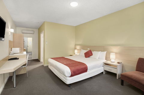 Adelaide Road Motor Lodge - Accommodation Whitsundays 10