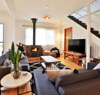 Hudson Bay  Basin View-Pet Friendly-15 Mins to Hyams Beach - Accommodation Whitsundays