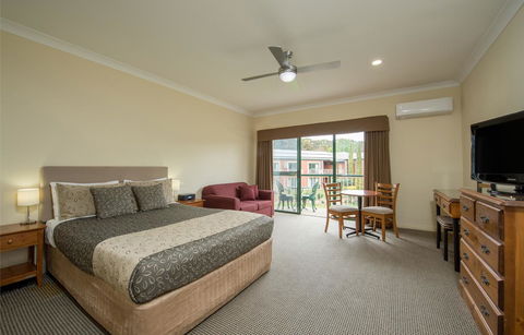 Clare Country Club - Accommodation Whitsundays 22