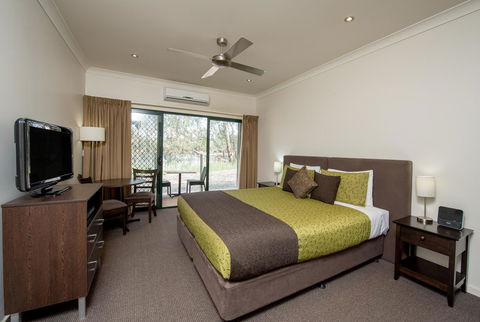 Clare Country Club - Accommodation Whitsundays 25
