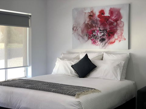 The Avenue Inn - Accommodation Whitsundays 22
