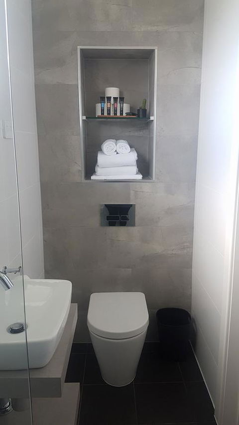 The Avenue Inn - Accommodation Whitsundays 21