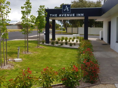 The Avenue Inn - Accommodation Whitsundays 2