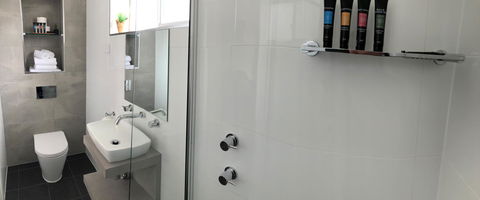 The Avenue Inn - Accommodation Whitsundays 28
